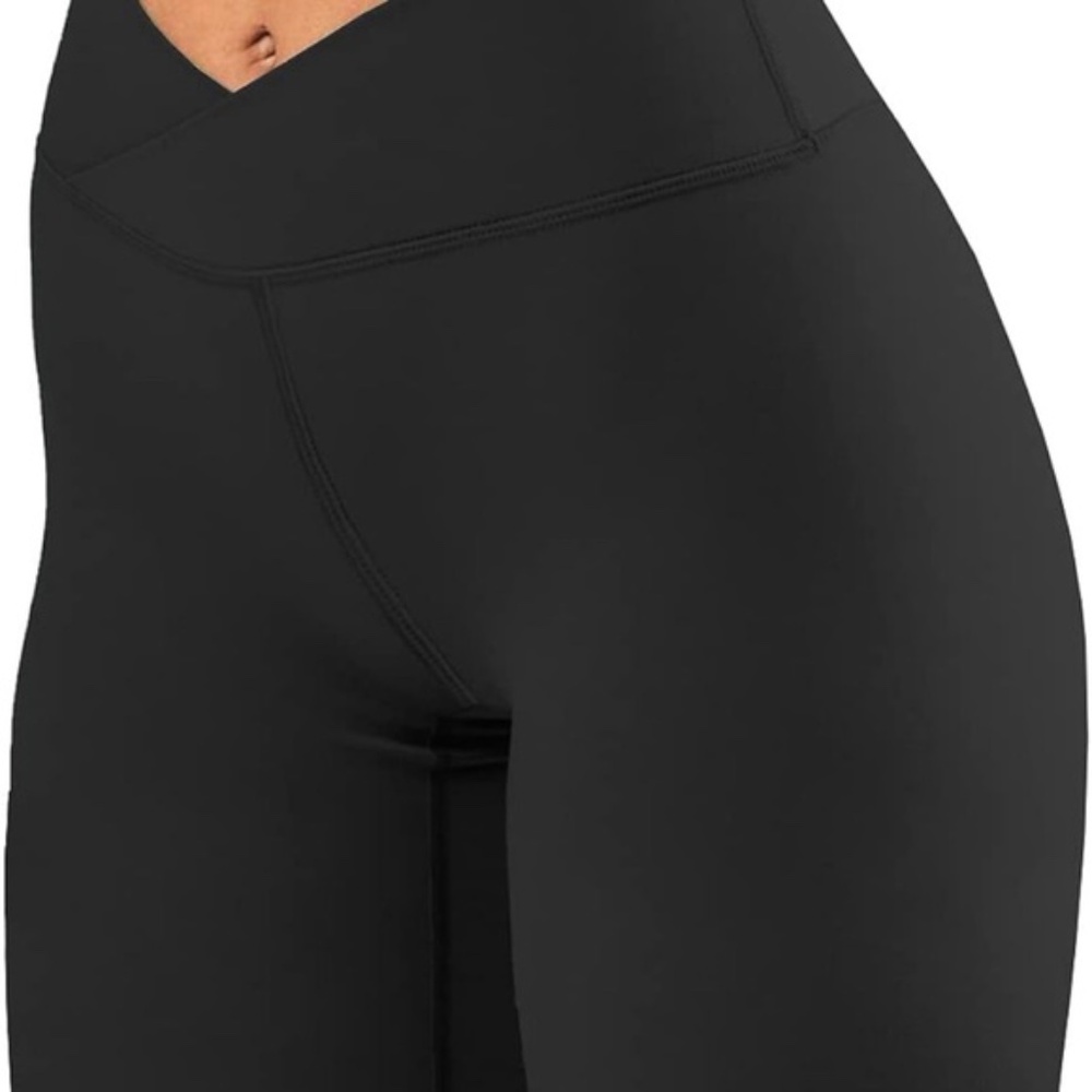 Black Women's High-Waisted Biker Shorts l Black l Size S